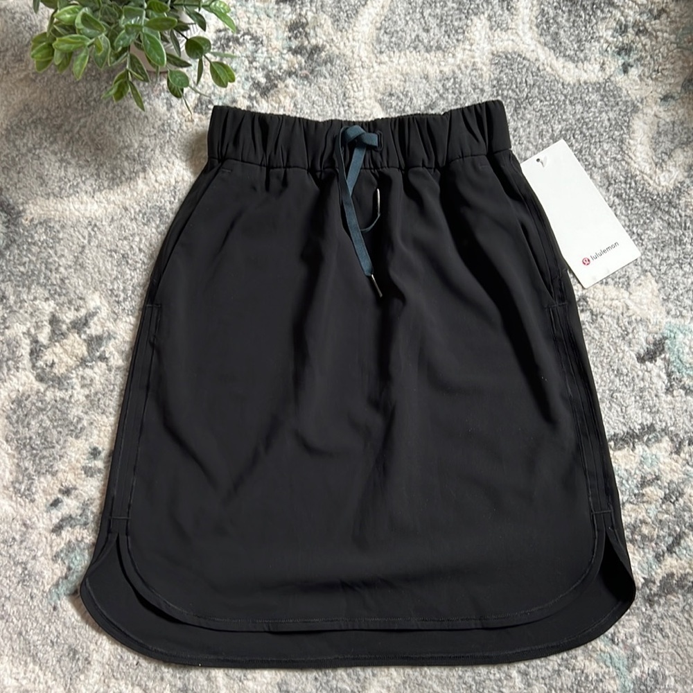 Lululemon On The Fly Skirt